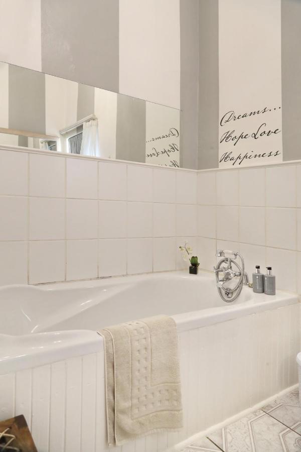The Lighthouse Guesthouse Colesberg Bagian luar foto